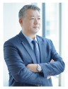 代表取締役社長 萬 秀和